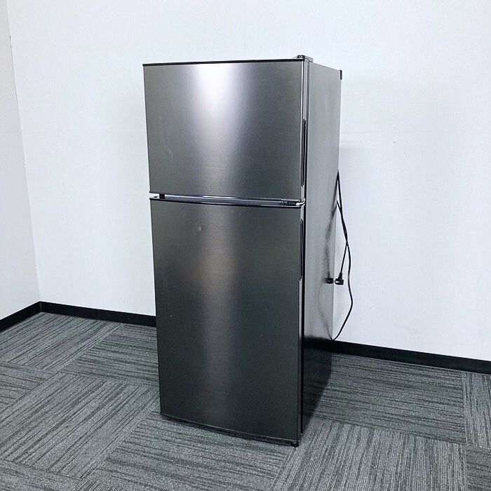 マクスゼン 2ドア冷凍冷蔵庫 JR118ML01GM 寸法：W495×D520×H845 容量：118L ドア：ガンメタリック/本体：ブラック 2019年製 中古
