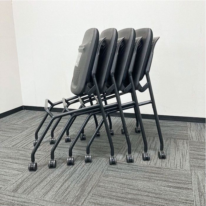 オカムラ ルナチェアスリットタイプシリーズ ネスティングチェア